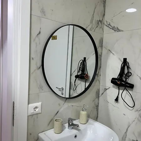 Appartement Dennys New Bazaar Delight Tirana