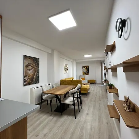 Apartamento Dennys New Bazaar Delight Tirana