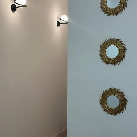 Dennys New Bazaar Delight Apartament Tirana