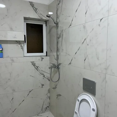 Dennys New Bazaar Delight Apartament