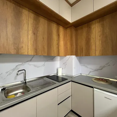 Dennys New Bazaar Delight * Tiran